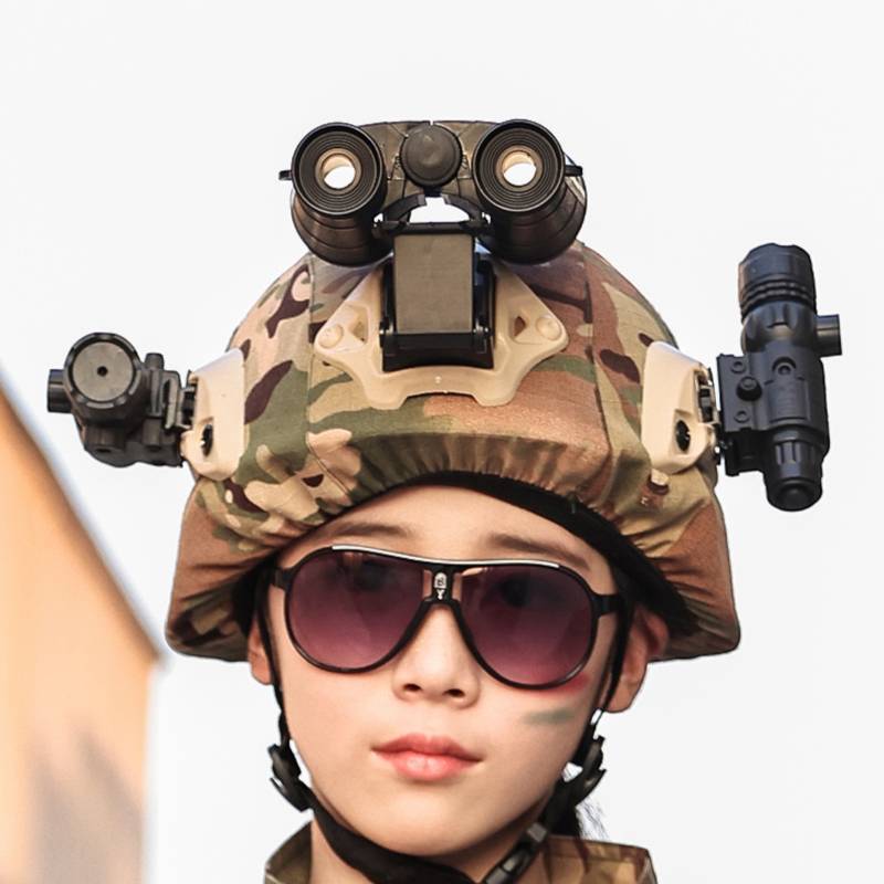 cp helmet + helmet equipment